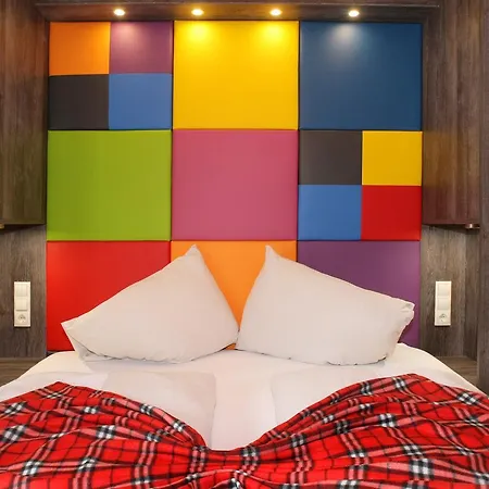 Flying - The Mountain Edition Lodge *